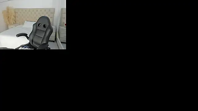 Snapshot of ZarinaWynne chatting on May 10, 2026, 1:25 pm ZarinaWynne online show from May 10, 2026, 1:25 pm