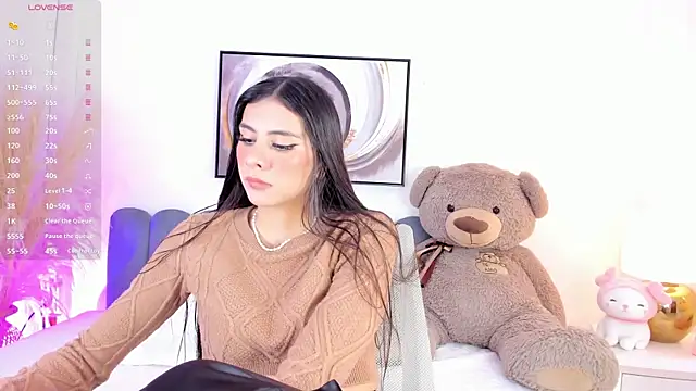 nia20  online show from November 21, 2025, 6:29 pm