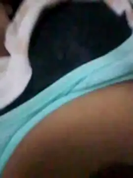 malak quen online show from December 5, 2025, 12:43 am