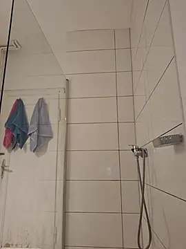 TirelessLot3 online show from March 25, 2026, 7:02 pm