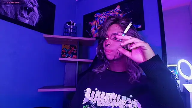 luxiel  online show from November 21, 2025, 11:26 pm