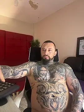 Snapshot of VenomHeat chatting on November 25, 2025, 6:08 pm VenomHeat online show from November 25, 2025, 6:08 pm