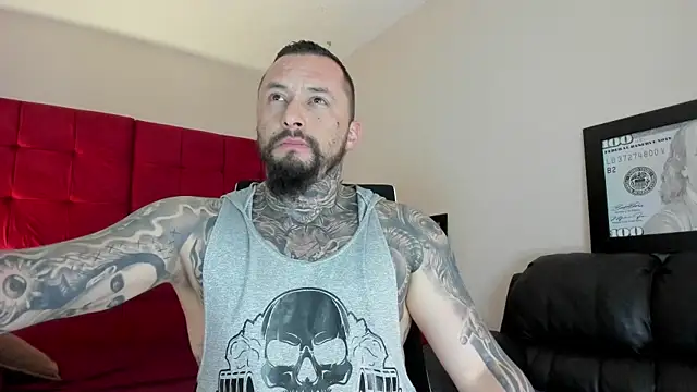 Snapshot of VenomHeat chatting on November 27, 2025, 9:26 pm VenomHeat online show from November 27, 2025, 9:26 pm