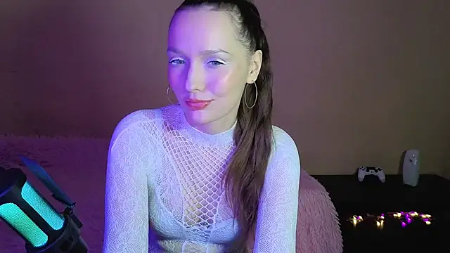 Snapshot of Mia_Montary chatting on December 2, 2025, 6:59 am Mia Montary online show from December 2, 2025, 6:59 am