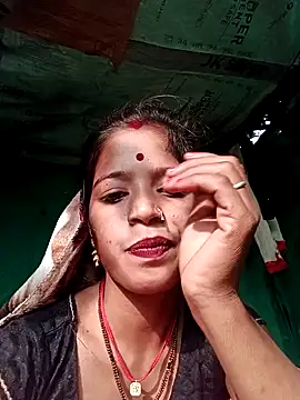 Hot eras8 online show from November 21, 2025, 3:05 am