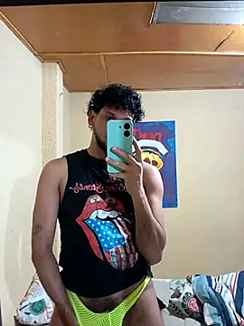 prototipoA45 online show from December 1, 2025, 4:24 am