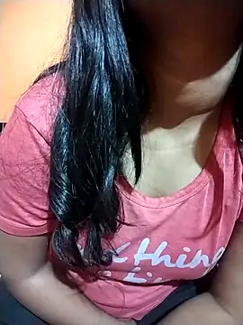 Sexy Divya   online show from February 25, 2026, 10:53 pm