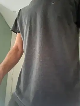 CuteDaddy92 online show from February 11, 2026, 9:31 am