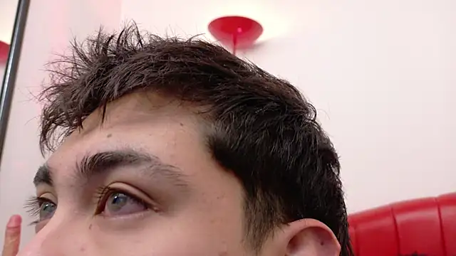 Valentin X online show from November 19, 2025, 3:50 am