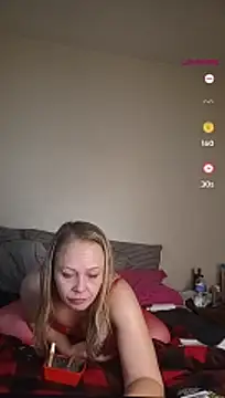 nikkibae33 online show from February 19, 2026, 12:46 pm