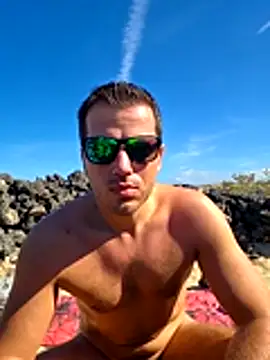 thenakedtraveler online show from January 12, 2026, 12:01 pm