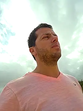 thenakedtraveler online show from January 13, 2026, 2:43 pm