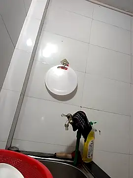 Lynly k2 online show from February 28, 2026, 12:32 am