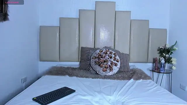 meredith jones online show from November 20, 2025, 3:07 am