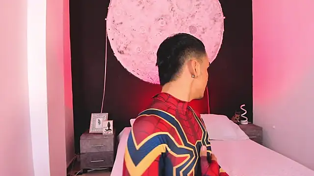 Snapshot of NicoKingg_ chatting on November 19, 2025, 4:34 am NicoKingg online show from November 19, 2025, 4:34 am