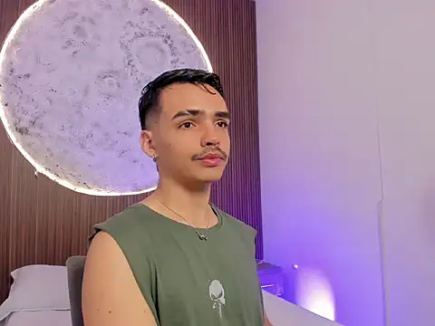 NicoKingg  online show from March 1, 2026, 12:38 pm