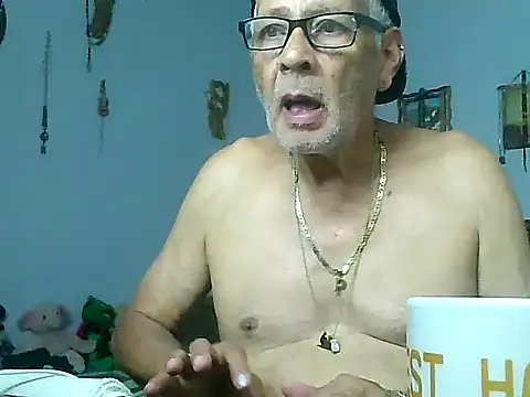 dirtysluttyfist online show from December 14, 2025, 4:01 pm