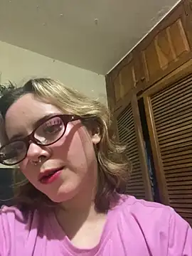 AnnaTylor online show from April 3, 2026, 6:20 am