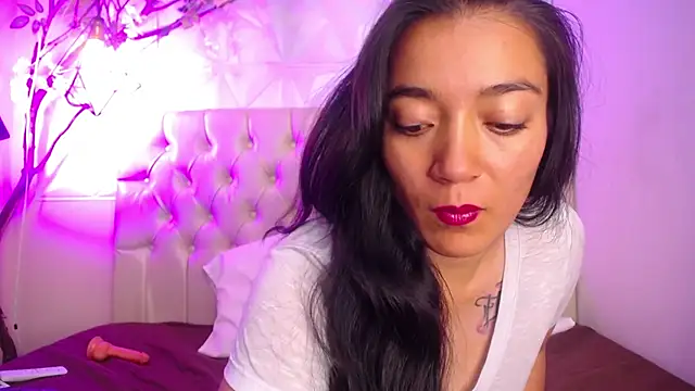 ginebraass online show from November 24, 2025, 2:28 pm