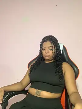 CurlyAliccia  online show from November 9, 2025, 11:53 pm