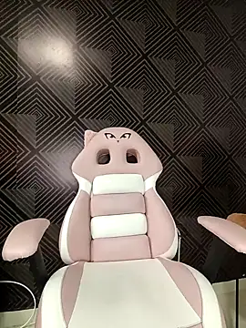 VirginPussyAnita18 online show from November 19, 2025, 3:01 pm