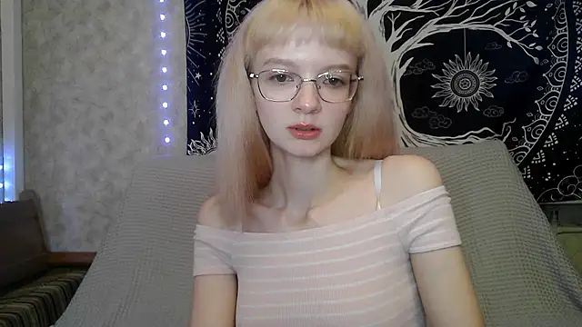 LixLee online show from November 27, 2025, 10:43 pm