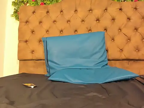 Sasha Sexxx1 online show from April 16, 2026, 10:01 pm