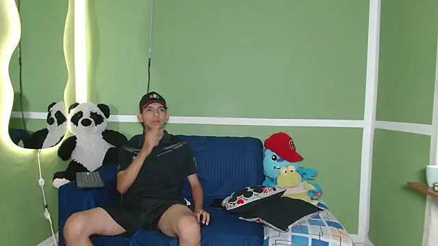 Snapshot of maxsexdick chatting on November 18, 2025, 1:03 pm maxsexdick online show from November 18, 2025, 1:03 pm