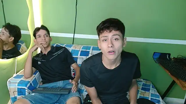 Snapshot of maxsexdick chatting on November 13, 2025, 7:51 pm maxsexdick online show from November 13, 2025, 7:51 pm