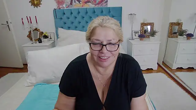 Snapshot of ByaStorm chatting on September 21, 2025, 6:24 pm ByaStorm online show from September 21, 2025, 6:24 pm