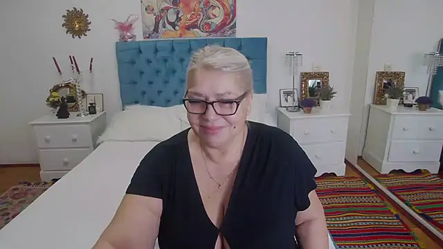 Snapshot of ByaStorm chatting on December 19, 2025, 7:16 pm ByaStorm online show from December 19, 2025, 7:16 pm