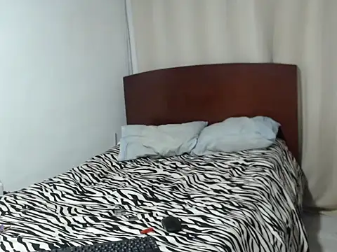 Snapshot of SexAnal_Room chatting on November 12, 2025, 10:46 pm SexAnal Room online show from November 12, 2025, 10:46 pm