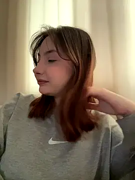 Snapshot of lilly_rooyse chatting on November 14, 2025, 6:28 am lilly rooyse online show from November 14, 2025, 6:28 am