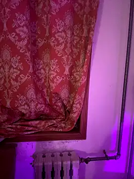 xoxo7799 online show from December 5, 2025, 5:00 pm