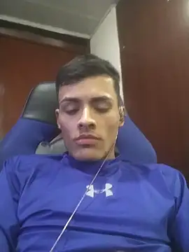 HotLatinoX online show from December 3, 2025, 9:31 am