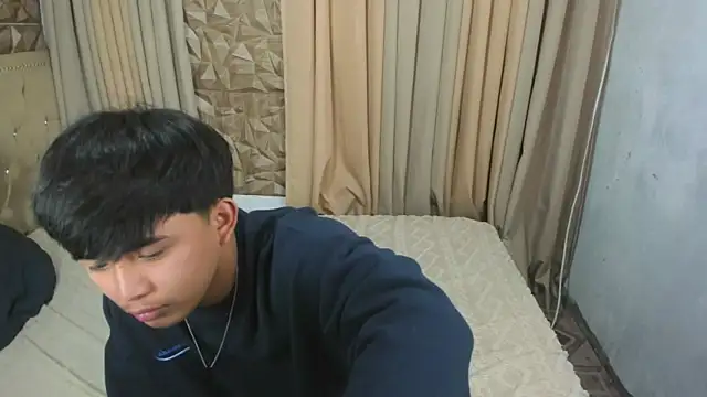 babygurlsweetcock online show from April 14, 2026, 5:07 pm