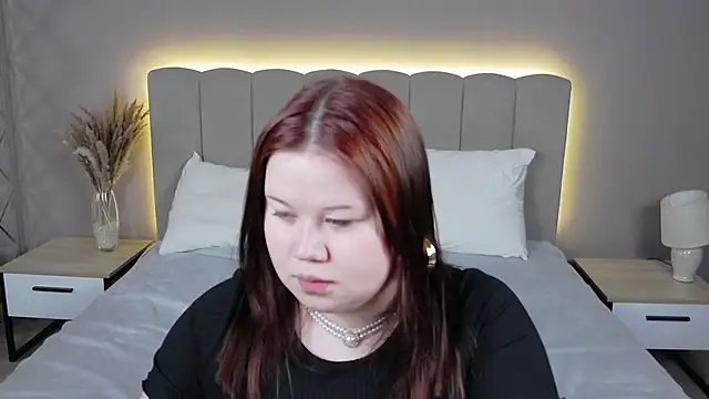 EvaNova  online show from April 12, 2026, 10:18 am