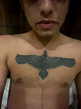 Nonstop brutal online show from December 1, 2025, 9:48 pm