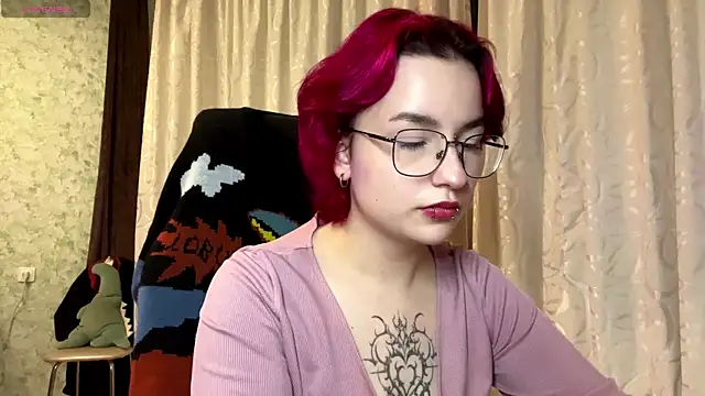 TheaMacrae online show from November 10, 2025, 3:06 pm