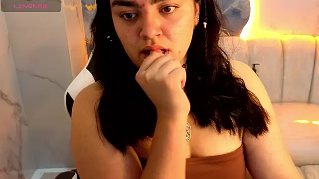 Vany Lu Tx online show from November 10, 2025, 1:16 pm