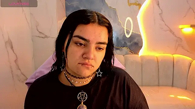 Vany Lu Tx online show from November 28, 2025, 1:11 pm