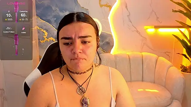 Vany Lu Tx online show from November 12, 2025, 12:42 pm