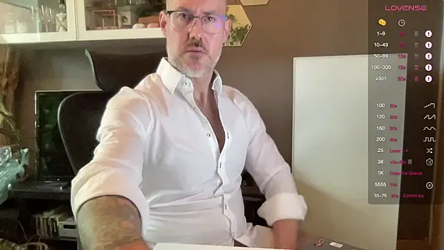 Snapshot of the_new_fit_rubinho chatting on November 27, 2025, 8:59 am the new fit rubinho online show from November 27, 2025, 8:59 am