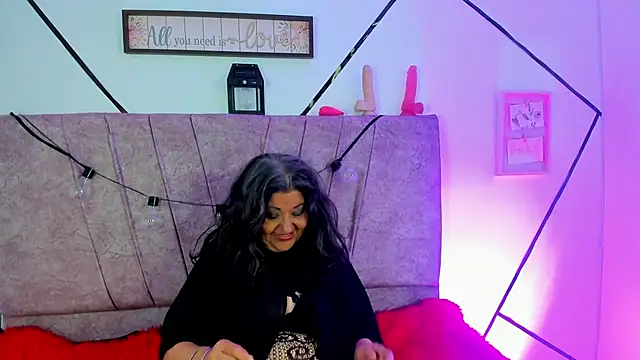 Victoriaa Anderson online show from February 19, 2026, 8:39 pm