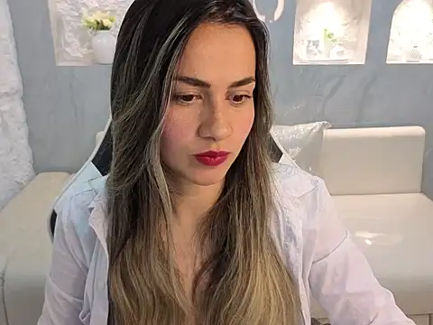 Liat White Tx online show from December 2, 2025, 1:13 pm