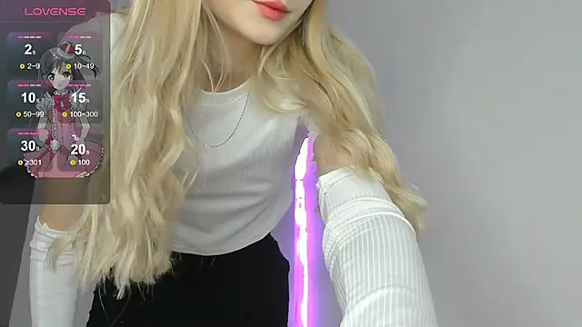 angelellise online show from November 18, 2025, 8:23 pm