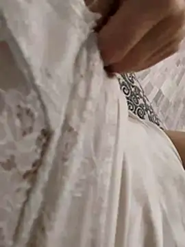 Lucu  online show from December 2, 2025, 12:51 pm