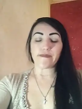 ArianaXFresh online show from November 23, 2025, 11:20 am