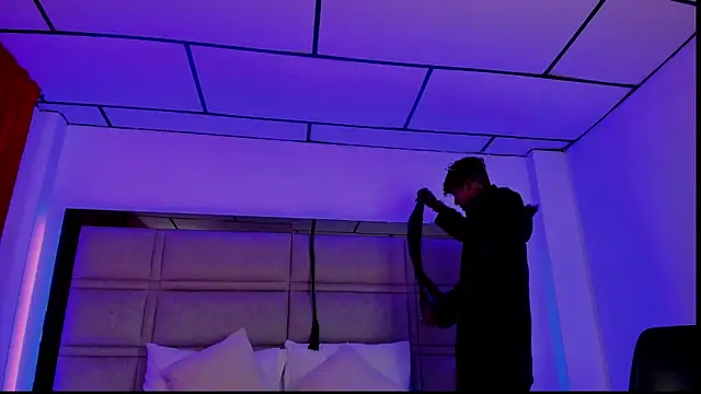 Maximo king25 online show from November 24, 2025, 4:45 am