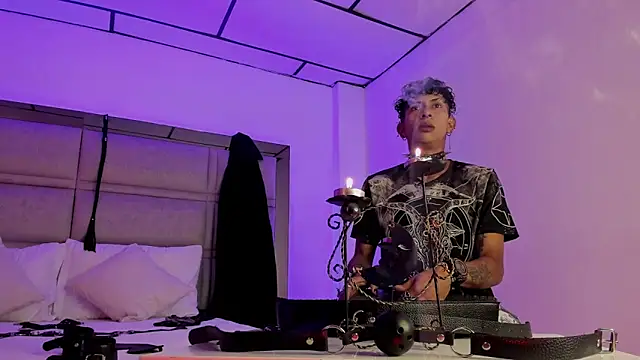 Maximo king25 online show from November 22, 2025, 3:38 am